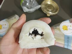 -蜜蜂小象·榴莲千层蛋糕(时代汇11栋店)