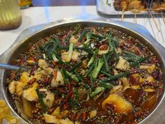 -乡土特色.冷锅鱼.牦牛肉汤锅