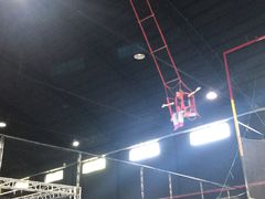 -嘿哟动霸CHUA·新潮玩运动娱乐中心·蹦床滑冰团建乐园