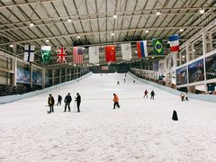 -乔波室内滑雪场