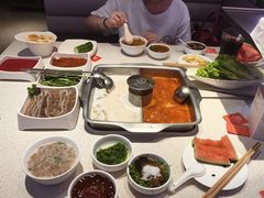 -海底捞火锅(杭州庆春路夜宵主题店)