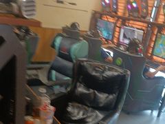 -艾尔文电竞(陈埭吾悦广场店)