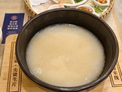 -花馬肆.云南过桥米线(汉神购物广场现场熬汤店)