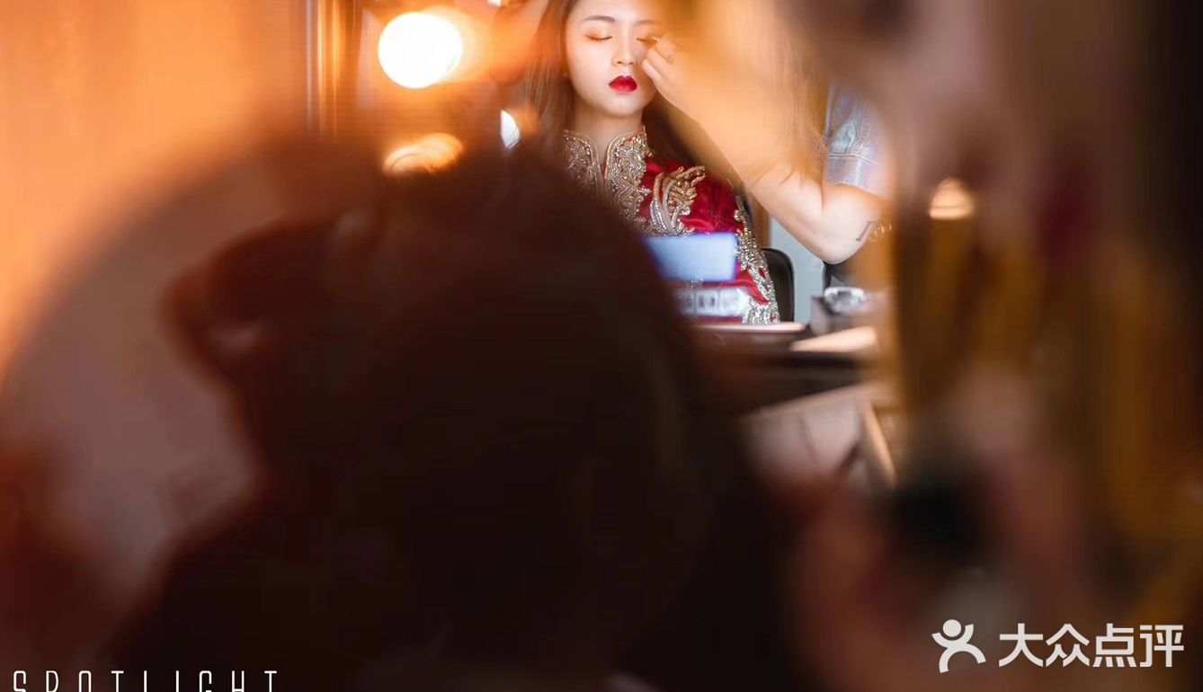 杭州婚礼 | 显腰身的贵妃中式[胜利]
