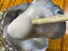 -蚝哥花姐湛江烤生蚝(美丽湾市场店)