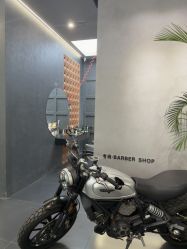 -老肖男士理发店