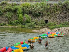 -仙人谷漂流景区