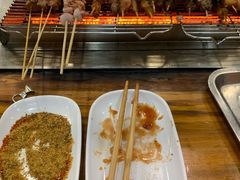 -哈尔滨小酒馆·鲜肉现穿自助烧烤(康新花园店)