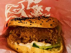 香辣鸡腿中国汉堡-塔斯汀·中国汉堡(万达店)
