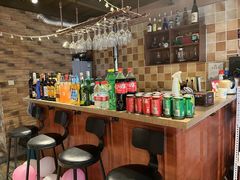 -玩坞轰趴馆·户外团建聚会主题生日派对馆(世豪广场店)