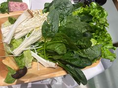 -红鼎豆捞·非遗鲍皇汤火锅(宝丰路店)