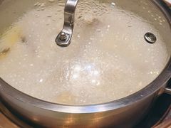 -洪氏嗨捞·猪肚鸡火锅(阳光天地店)