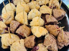 -HappyMiss花满楼·鲜花饼·鲜花茶·伴手礼(上海环球港店)