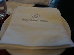 -WOLFGANG PUCK KITCHEN & BAR(迪士尼小镇店)