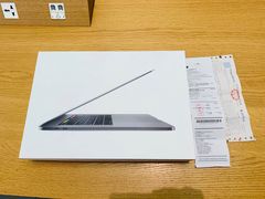 -Apple零售店(深圳益田假日广场店)