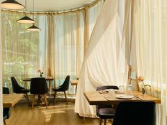 -Mark&Mars Restaurant