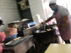 -黄阿姨锅贴大王(万航渡路店)