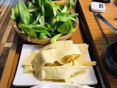 蔬菜-陆记牛庄·碳锅龙虾烧烤(爱上花园店)