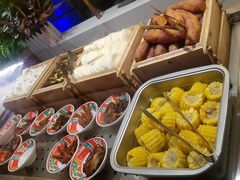 -享遇.锅姥姥牛排海鲜自助(小寨店)