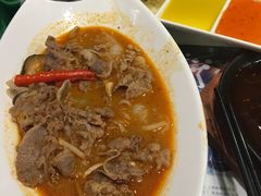 -新大咀港式茶餐厅(宝山万达店)