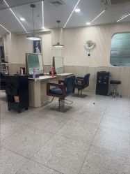 -PE SALON