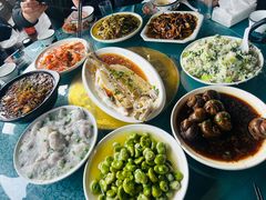 清蒸白水鱼-唔呶喔哩酒家(生产街店)