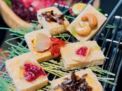 -芸山季·云南山珍菌火锅(人民广场来福士店)