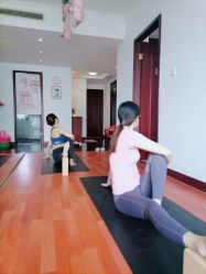 -Yvon yoga 瑜伽·精准体态管理中心