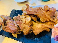 -关东小磨东北菜(上海长风大悦城店)