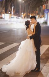 -雪中彩影婚纱摄影·微光艺术中心