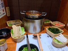 -独食火锅·半米屋台(直营总店)