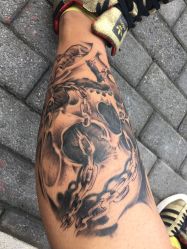 -SNOW TATTOO STUDIO