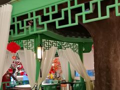 -荷塘秋月·本帮江浙菜(国权路店)