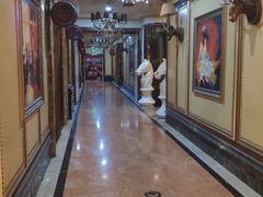 -空间8度量贩KTV(火车站店)