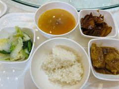 -上海怡沁园度假酒店