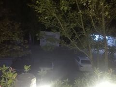 -楠柏弯休闲山庄(梨花溪店)