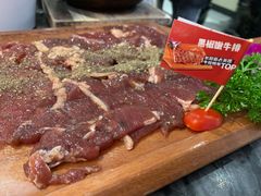 -热火朝天鲜切牛肉火锅(南强街巷店)