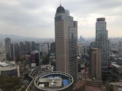 -南京金鹰皇冠假日酒店