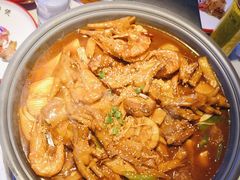 -徐记小怪兽肉蟹煲店(哈西万达金街店)