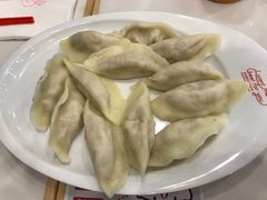 猪肉脆藕水饺-客临百思德·东北特色馆(龙湖时代天街店)