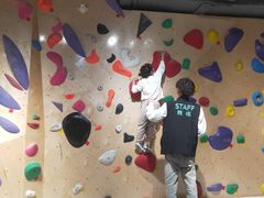 -ROCKPLUS攀岩馆(环宇城店)