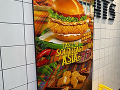 -麦当劳(水坑尾街店)