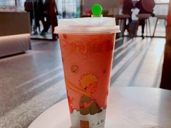 霸气小王子玫瑰草莓-奈雪的茶(中粮祥云小镇店)