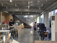 -VOYAGE COFFEE 咖啡烘焙工坊店(798艺术区店)
