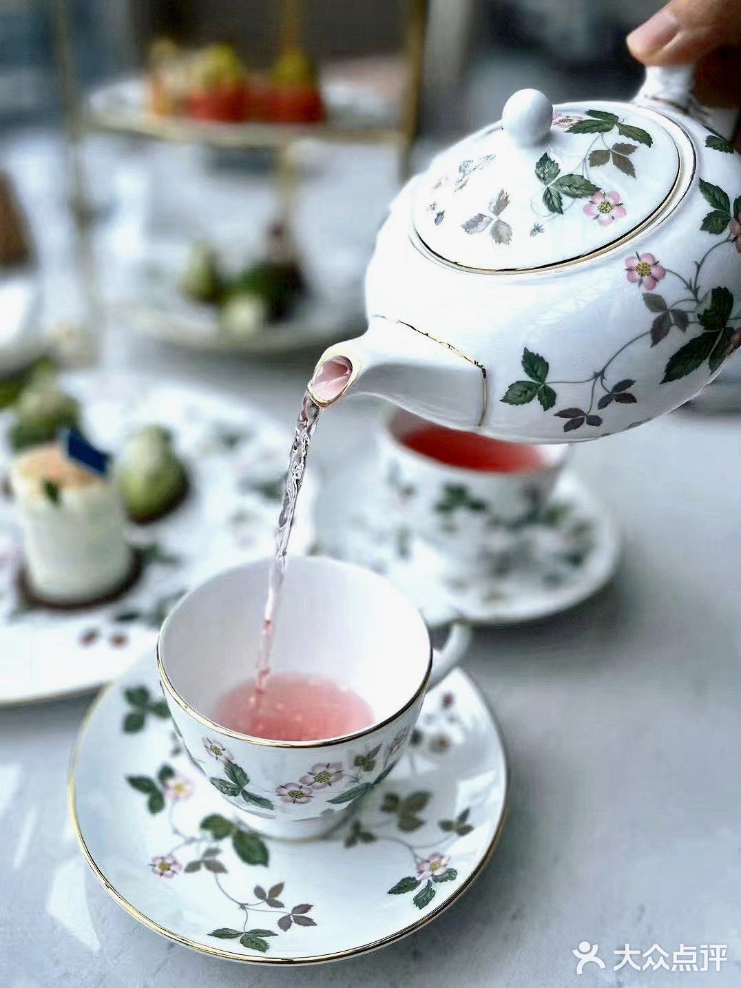 重庆人对甜品的最高评价：好吃，不甜。