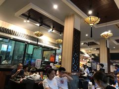 大堂-华盛园卷子王农家菜水库鱼
