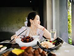 -穹六人间 people 6(岳阳路店)