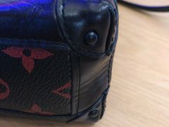 -爱革·奢品·鞋包·衣物·家居(金桥国际商业广场店)