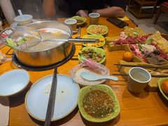 龙骨玉米汤锅-真牛坊潮汕牛肉火锅