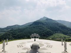 -九鼎铁刹山风景区
